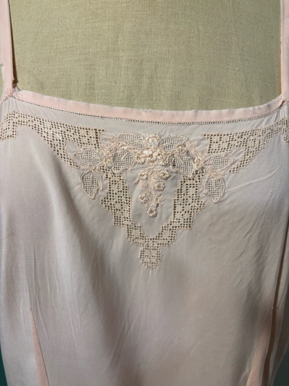 Vintage 1920’s Silk Cotton Blush Lace-Trim Slip - Women's Chemise - Picture 2 of 9